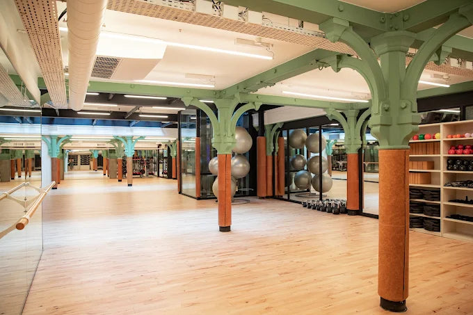 Klay, salle de sport parisienne partenaire de la marque d'accessoires de sport Hercule Studio
