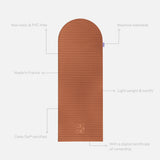 Hercule Studio Archy terracotta unrolled sport mat, premium Made in France design mat for fitness, Pilates and stretching, with annotations highlighting key features and quality points