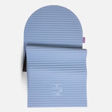 Tapis de sol pour le fitness le yoga et le pilates de la marque hercule studio modèle archy couleur blue jean packshot semi déplié