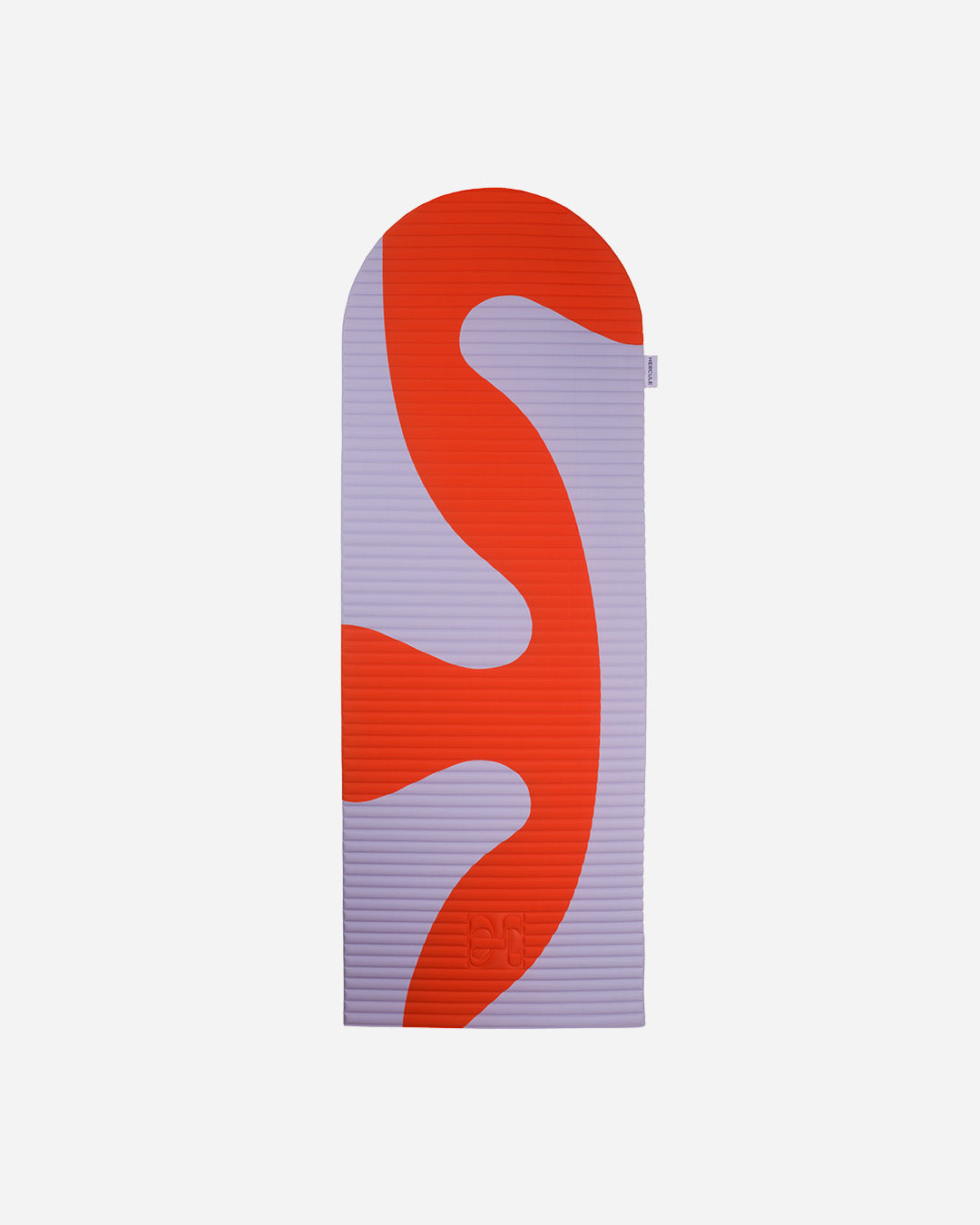 Tapis de sol pour le fitness le yoga et le pilates de la marque hercule studio modèle archy couleur imprimé axel rouge orangé packshot du tapis déplié