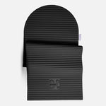Tapis de sol pour le fitness le yoga et le pilates de la marque hercule studio modèle archy couleur outrenoir packshot semi déplié
