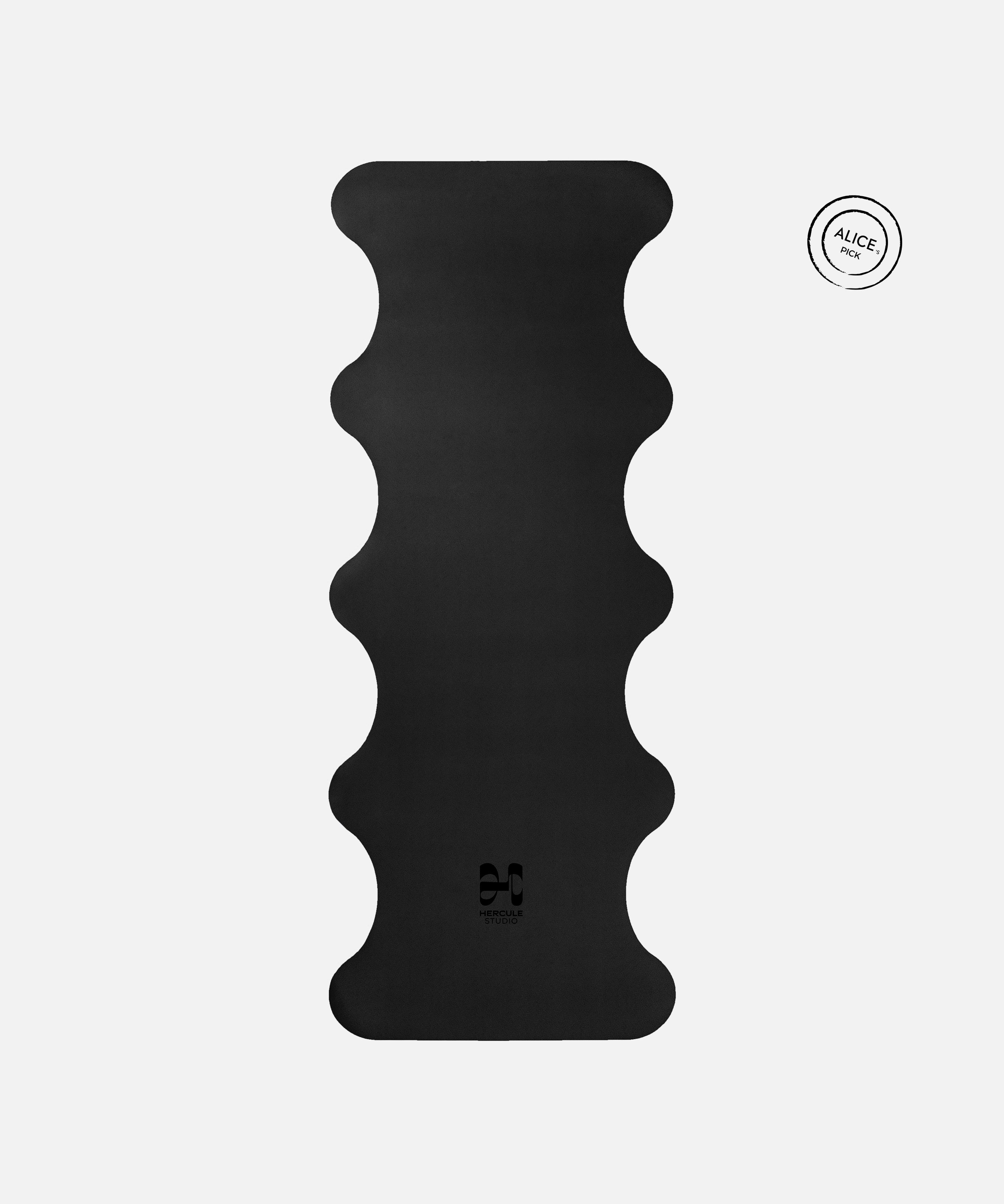 Hercule Studio Midnight Black yoga mat unrolled, natural rubber PVC-free, strong grip for vinyasa and hatha sessions