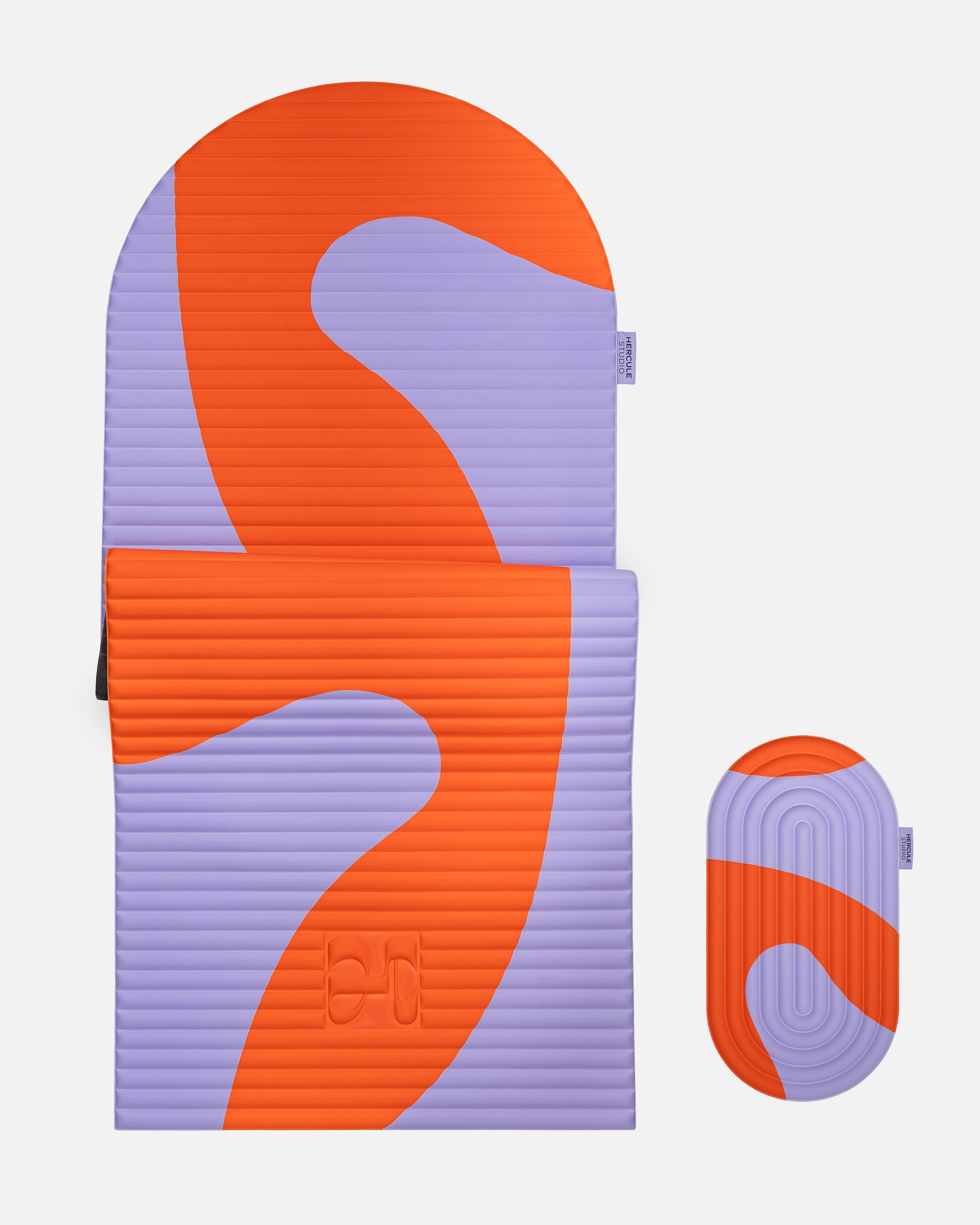 Hercule Studio Axel red orange printed comfort bundle with the premium Archy mat and the ergonomic Galé 3-in-1 pad, comfort duo for Pilates and gym sessions, durable French design, packshot